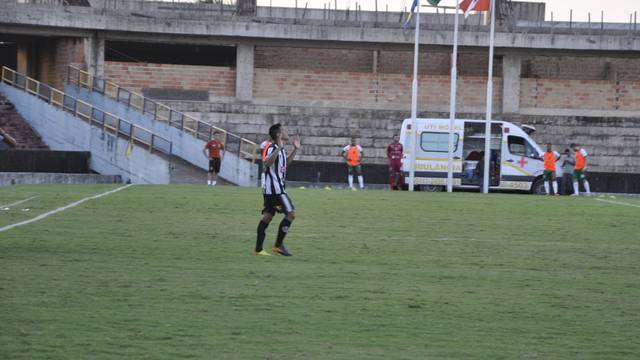 CAMPEONATO BRASILEIRO DA SÉRIE D. OITAVAS DE FINAL. JOGOS DE IDA. SÃO RAIMUNDO-RR. MANAUS-AM.BRAGANTINO-PA. FLORESTA-CE. AMÉRICA-RN. JACUIPENSE-BA. ITABAIANA-SE. FLUMINENSE DE FEIRA DE SANTANA-BA. IPORÁ-GO. JUAZEIRENSE-BA. ITUANO-SP. VITÓRIA-BA. BRUSQUE-SC. BOAVISTA-RJ. CIANORTE-PR. CAXIAS-RS.
