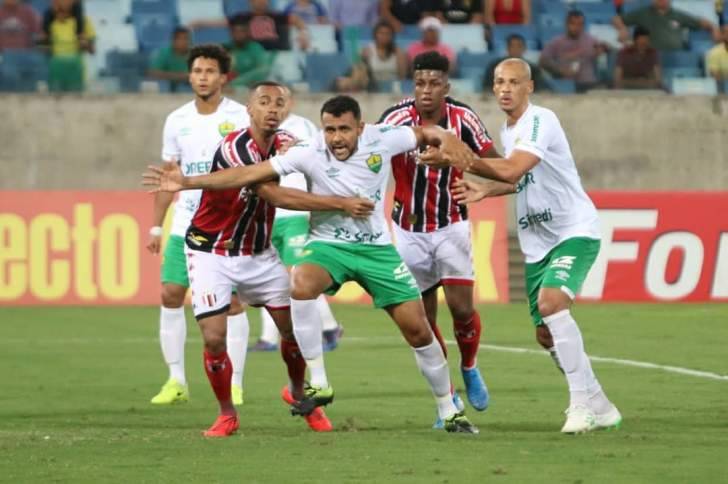 CAMPEONATO BRASILEIRO DA SÉRIE B. PRIMEIRA FASE. DÉCIMA OITAVA RODADA. CUIABÁ-MT. BOTAFOGO-SP. ATLÉTICO-GO. BRASIL DE PELOTAS-RS.