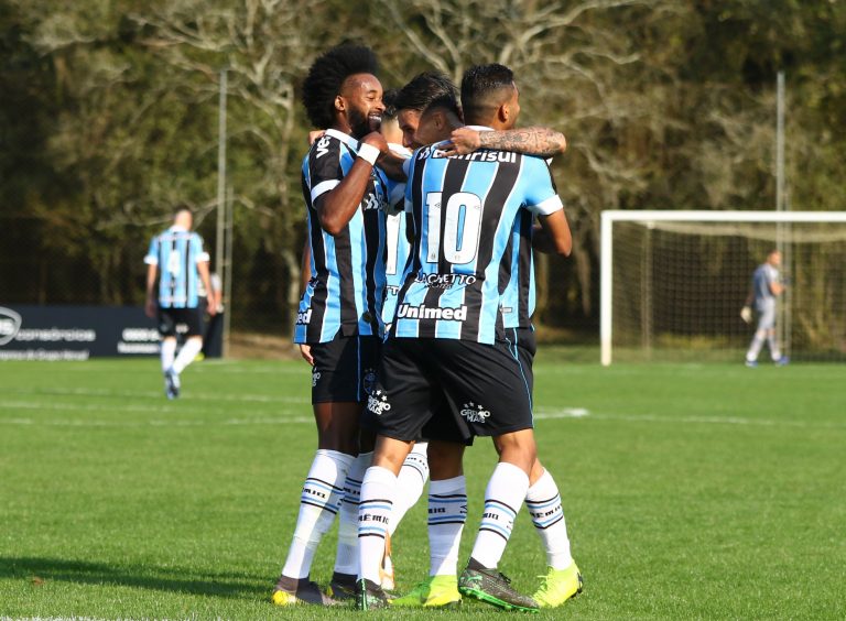 CAMPEONATO BRASILEIRO DE FUTEBOL SUB-23. SEGUNDA FASE. TERCEIRA RODADA. GRUPO A. GRÊMIO-RS. AVAÍ-SC. GOIÁS-GO. BAHIA-BA. GRUPO B. VITÓRIA-BA. INTERNACIONAL-RS. FIGUEIRENSE-SC. SANTOS-SP.