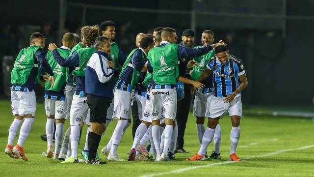 TAÇA LIBERTADORES DA AMÉRICA DE 2019. OITAVAS DE FINAL. JOGO DE VOLTA. GRÊMIO-RS. BRASIL. CLASSIFICADO. LIBERTAD. PARAGUAI. ELIMINADO. QUARTAS DE FINAL. RIVER PLATE. ARGENTINA. CERRO PORTEÑO. PARAGUAI. BOCA JUNIORS. ARGENTINA. LIGA DEPORTIVA UNIVERSITÁRIA. GRÊMIO-RS. BRASIL. PALMEIRAS-SP. BRASIL. FLAMENGO-RJ. BRASIL. INTERNACIONAL-RS. BRASIL.