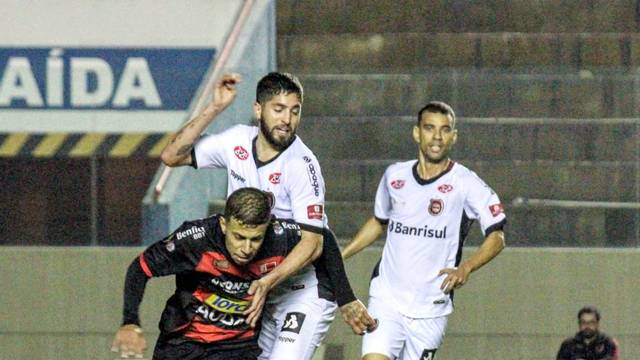CAMPEONATO BRASILEIRO DA SÉRIE B. DÉCIMA QUINTA RODADA. PRIMEIRA FASE. OESTE-SP. BRASIL DE PELOTAS-RS.