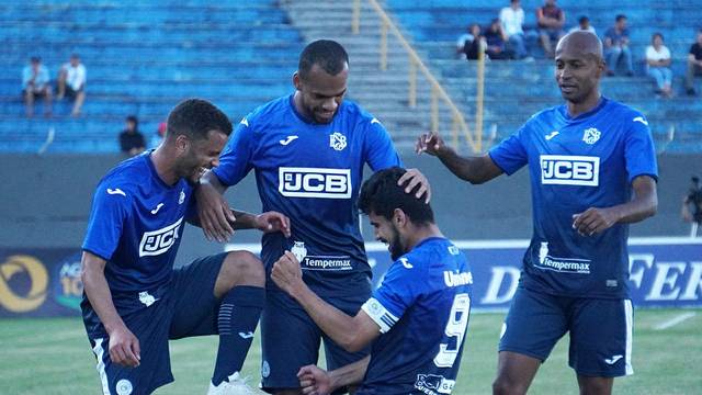 CAMPEONATO BRASILEIRO DA SÉRIE B. PRIMEIRA FASE. DÉCIMA OITAVA RODADA. SÃO BENTO-SP. LONDRINA-PR. PARANÁ CLUBE-PR. CRICIÚMA-SC. OESTE-SP. VILA NOVA-GO. VITÓRIA-BA. OPERÁRIO-PR. PONTE PRETA-SP. SPORT-PE. FIGUEIRENSE-SP. CRB-AL.