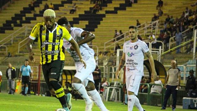 CAMPEOANTO BRASILEIRO DA SÉRIE C. PRIEMIRA FASE. DÉCIMA SEXTA RODADA. VOLTA REDONDA-RJ. REMO-PA. GRUPO B.
