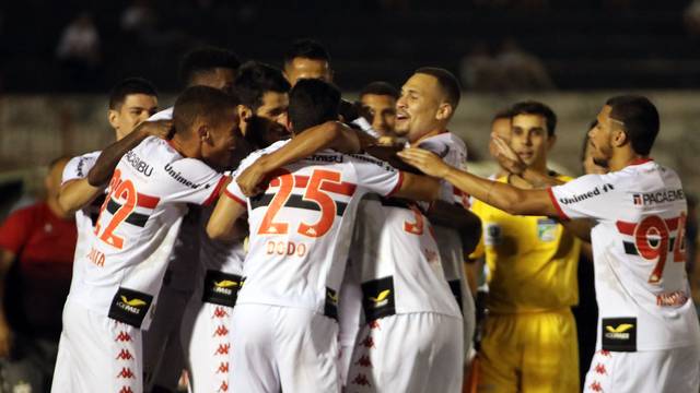 CAMPEONATO BRASILEIRO DA SÉRIE B. PRIMEIRA FASE. VIGÉSIMA SEGUNDA RODADA. SÃO BENTO-SP. BOTAFOGO-SP. OESTE-SP. OPERÁRIO-PR. BRAGANTINO-SP. ATLÉTICO-GO.