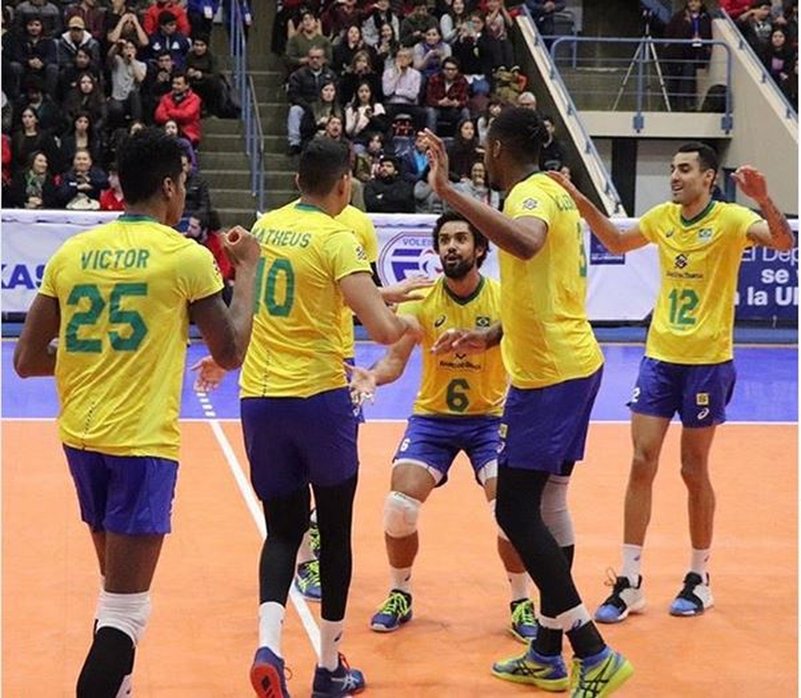 CAMPEONATO SUL-AMERICANO DE VÔLEI. BRASIL. ARGENTINA.