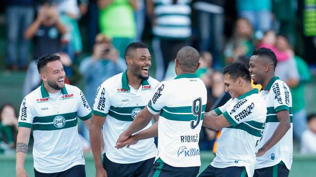 CAMPEONATO BRASILEIRO DA SÉRIE B. PRIMEIRA FASE. VIGÉSIMA QUINTA RODADA. CORITIBA-PR. AMÉRICA-MG. SÃO BENTO-SP. CRB-AL. CRICIÚMA-SC. BOTAFOGO-SP. PONTE PRETA-SP. CUIABÁ-MT. OESTE-SP. PARANÁ CLUBE-PR. SPORT-PE. OPERÁRIO-PR.