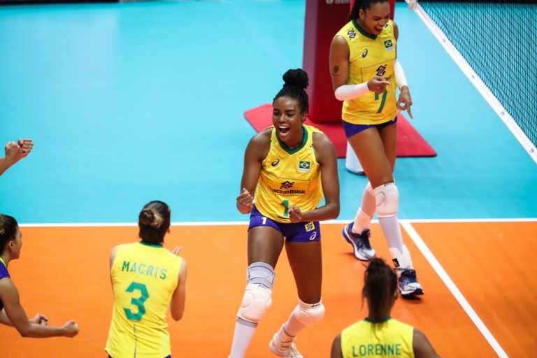 COPA DO MUNDO DE VÔLEI FEMININO. BRASIL. JAPÃO.
