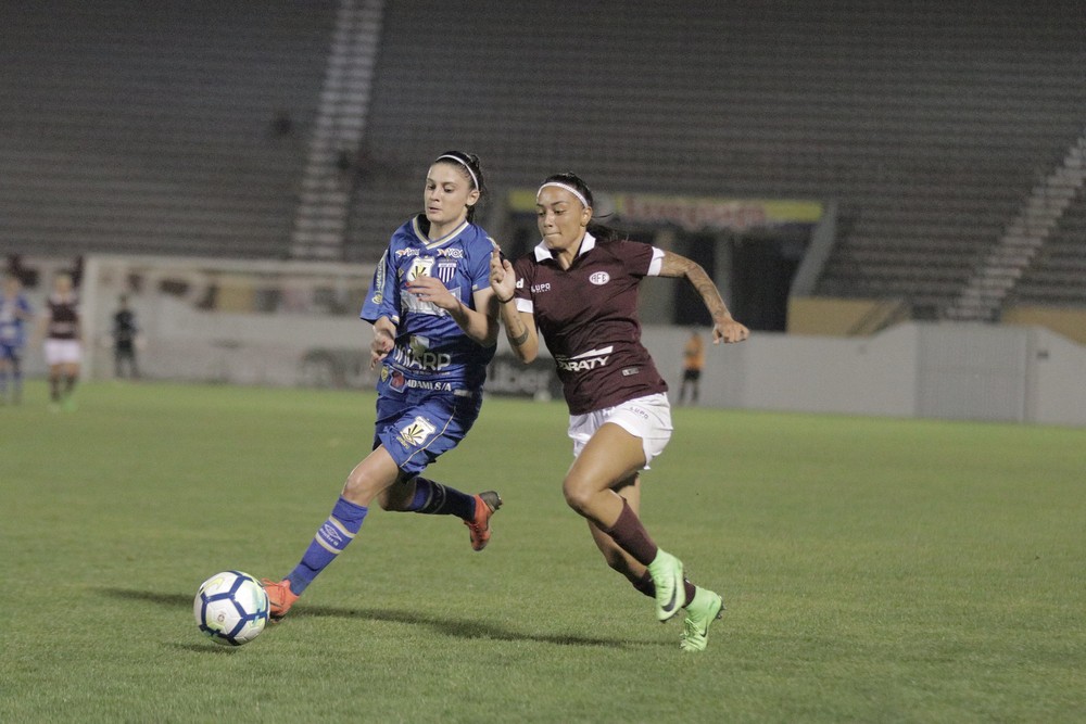 CAMPEONATO BRASILEIRO DE FUTEBOL FEMININO SÉRIE A1. SEMIFINAIS. JOGO DE IDA. FERROVIÁRIA-SP. KINDERMANN-SC.