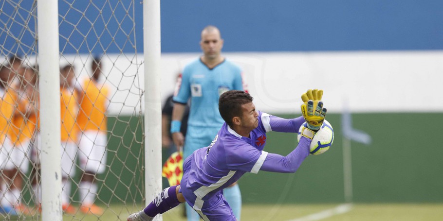 COPA DO BRASIL SUB-17 DE 2019. QUARTAS DE FINAL. JOGOS DE VOLTA. VASCO-RJ. CLASSIFICADO. CEARÁ-CE. ELIMINADO. PALMEIRAS-SP. CLASSIFICADO. BETIM FUTEBOL CLUBE-MG. ELIMINADO. SÃO PAULO-SP. CLASSIFICADO. TUBARÃO-SC. ELIMINADO. SEMIFINAIS. VASCO-RJ. SÃO PAULO-SP. PALMEIRAS-SP. CONTRA FLUMINENSE-RJ.OU. INTERNACIONAL-RS.
