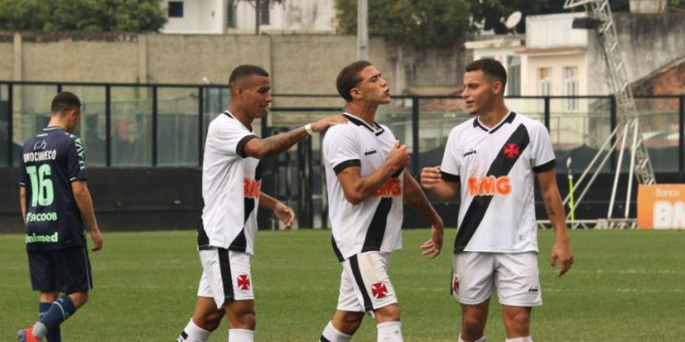 CAMPEONATO BRASILEIRO SUB-20. PRIMEIRA FASE. DÉCIMA SEGUNDA RODADA. VASCO-RJ. CHAPECOENSE-SC.