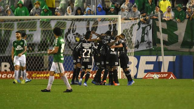 CAMPEONATO BRASILEIRO DA SÉRIE A. PRIMEIRA FASE. VIGÉSIMA PRIMEIRA RODADA. VASCO-RJ. ATLÉTICO-MG. CORINTHIANS-SP. CHAPECOENSE-SC.