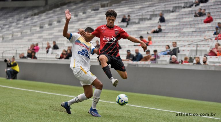 CAMPEONATO BRASILEIRO SUB-20. PRIMEIRA FASE. DÉCIMA OITAVA RODADA. ATHLETICO-PR. PONTE RETA-SP.