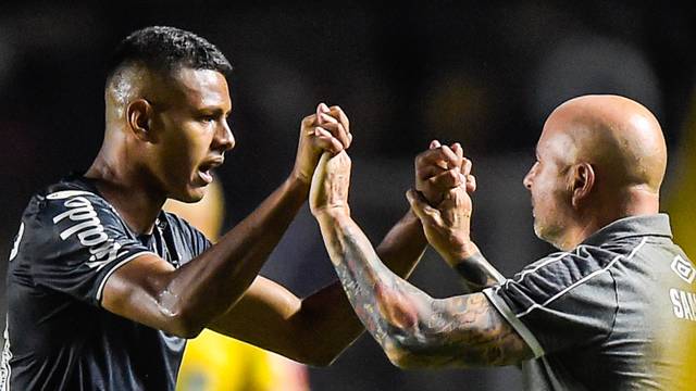 CAMPEONATO BRASILEIRO DA SÉRIE A PRIEMIRA FASE. VIGÉSIMA TERCEIRA RODADA. VASCO-RJ. SANTOS-SP. SÃO APULO-SP. FORTALEZA-CE. CORINTHIANS-SP. GRÊMIO-RS. ATHLETICO-PR. BAHIA-BA. CRUZEIRO-MG. INTERNACIONAL-RS.