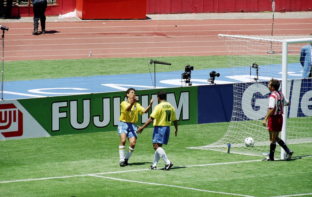 SELEÇÃO BRASILEIRA DE FUTEBOL. CBF. CONFEDERAÇÃO BRASILEIRA DE FUTEBOL.