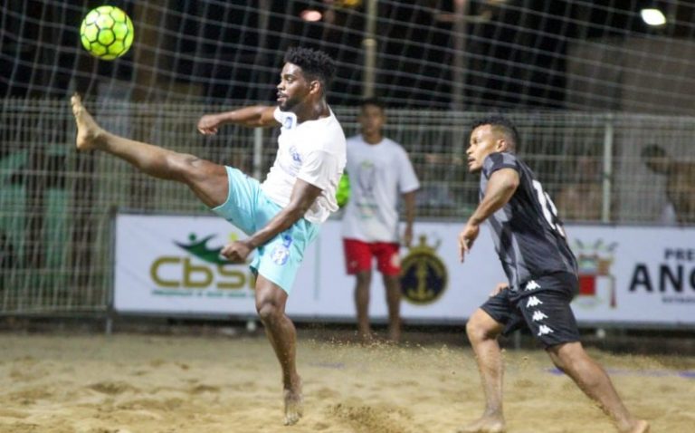 CAMPEONATO BRASILEIRO DE FUTEBOL DE AREAIA.