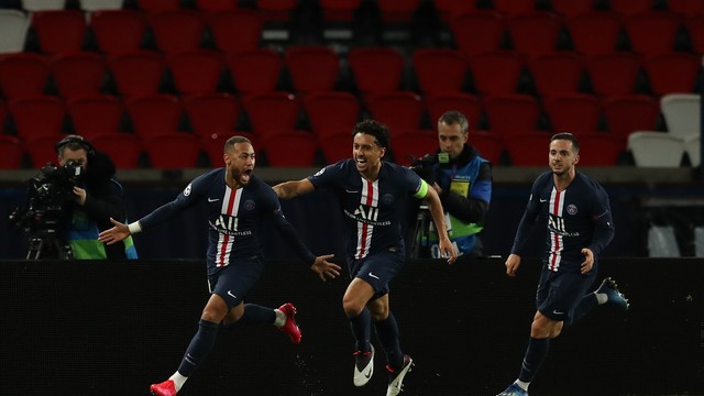 LIGA DOS CAMPEÕES DA EUROPA TEMPORADA 2019.2020. OITAVAS DE FINAL. JOGOS DE IDA. PARIS SAINT-GERMAIN. FRANÇA. CLASSIFICADO. BORUSSIA DORTMUND. ALEMANHA. ELIMINADO. ATLÉTICO DE MADRID. ESPANHA. CLASSIFICADO. LIVERPOOL. INGLATERRA. ELIMINADO.