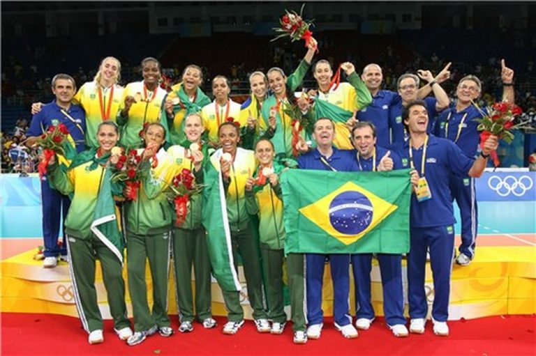 VÔLEI FEMININO.