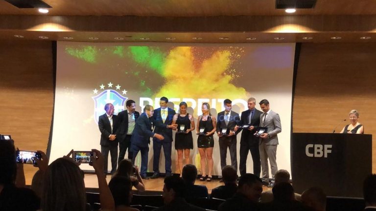 REUNIÕES DOS CLUBES E FEDERAÇÕES.