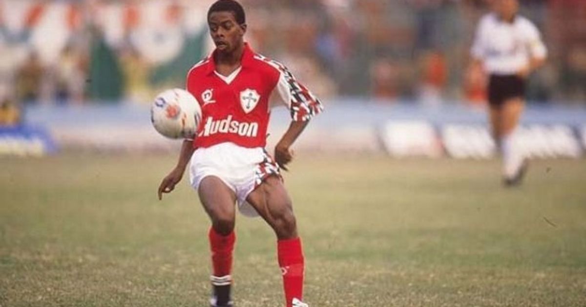 DENER. PORTUGUESA-SP. GRÊMIO-RS. VASCO-RJ.