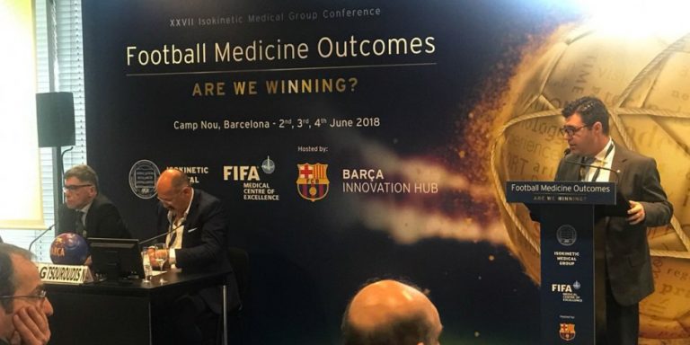 MÉDICOS DA FIFA. FUTEBOL. NOVAS POSTURAS.