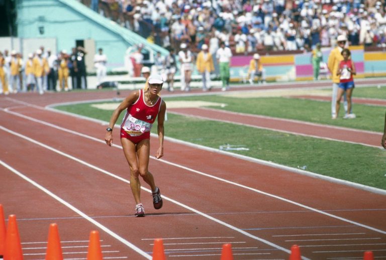 ATLETA SUÍÇA. GABRIELE ANDERSEN-SCHIESS. JOGOS OLÍMPICOS DE 1984.