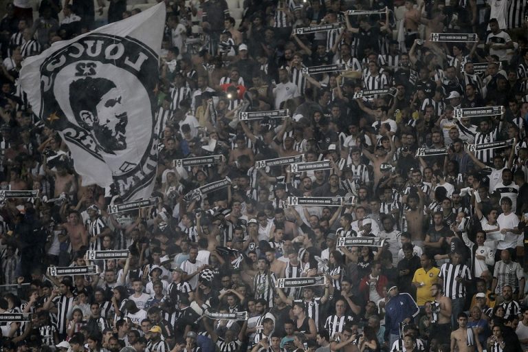 BOTAFOGO-RJ. FLAMENGO-RJ. TORCIDA.