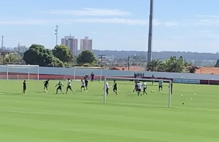 ATLÉTICO-GO. GOIÁS-GO. VILA NOVA-GO. FUTEBOL GOIANO.