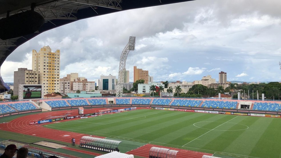 FUTEBOL GOIANO. GOIÁS-GO. VILA NOVA-GO. ATLÉTICO-GO.