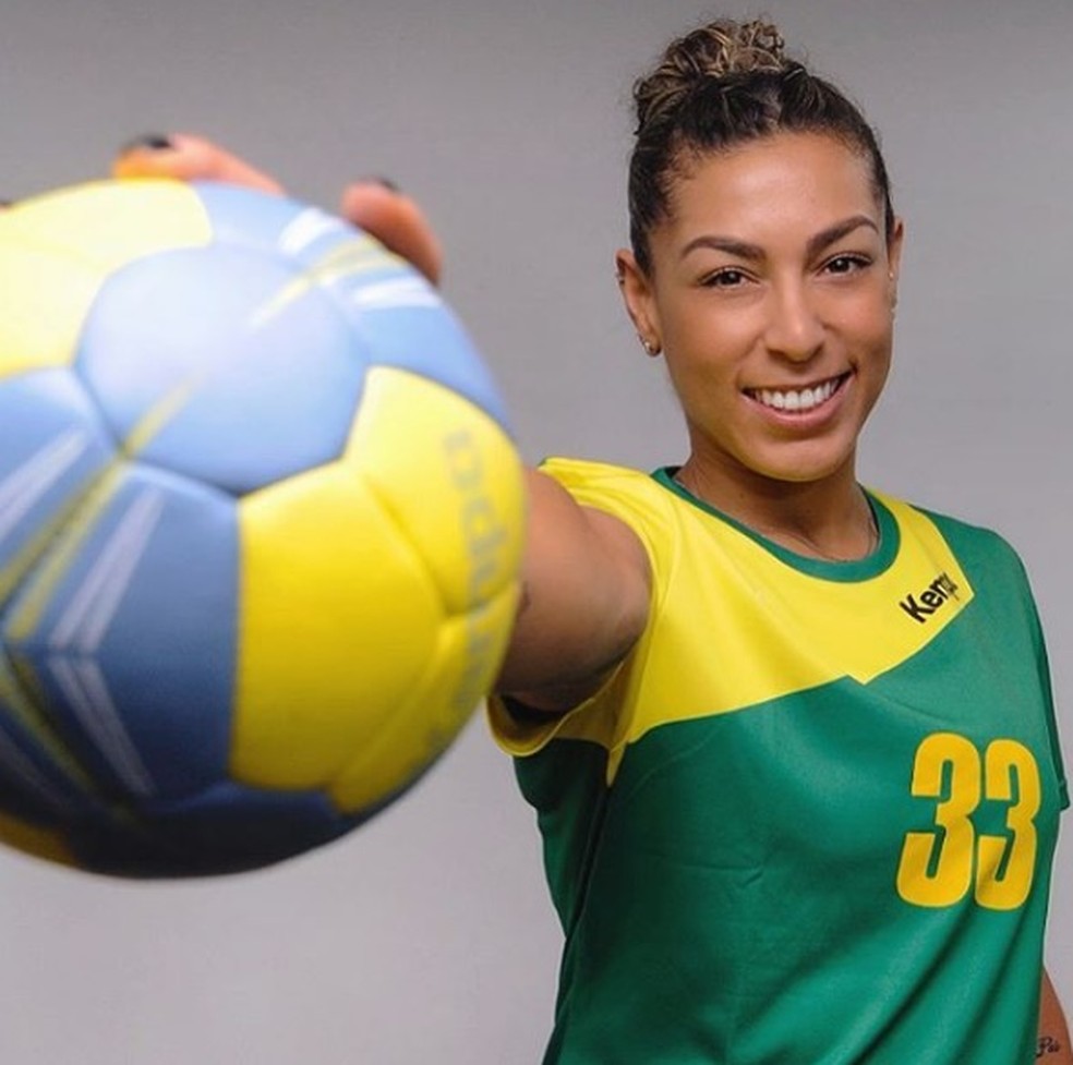 HANDEBOL. POLÔNIA. JAQUELINE. ARMADORA BRASILEIRA.