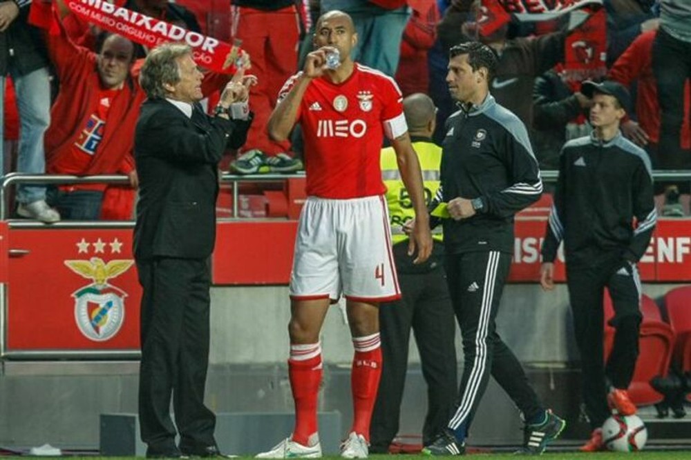 JORGE JESUS.