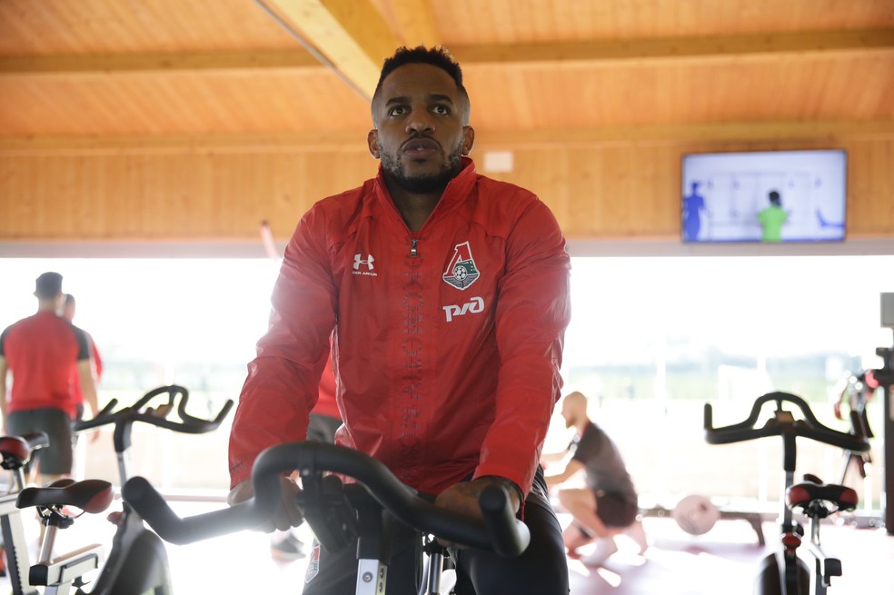 JEFFERSON FARFÁN. PERU. LOKOMOTIV MOSCOU. RÚSSIA.
