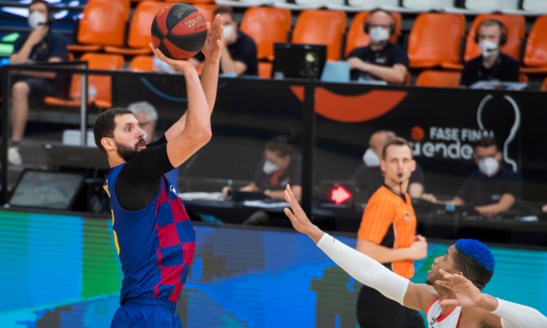 BASQUETE. LIGA ESPANHOLA DE BASQUETE. BARCELONA. VALÊNCIA. SEMIFINAIS. FINAL.