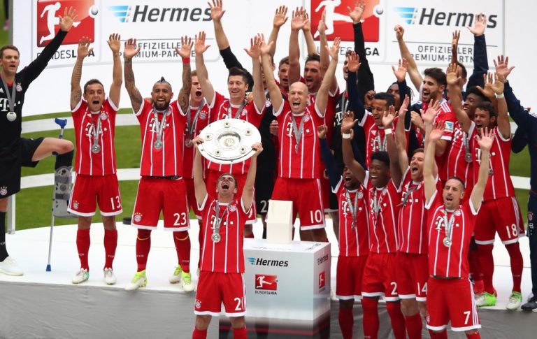 BAYERN DE MUNIQUE. BUNDESLIGA. BORUSSIA DORTMUND. OITAVO TÍTULO.