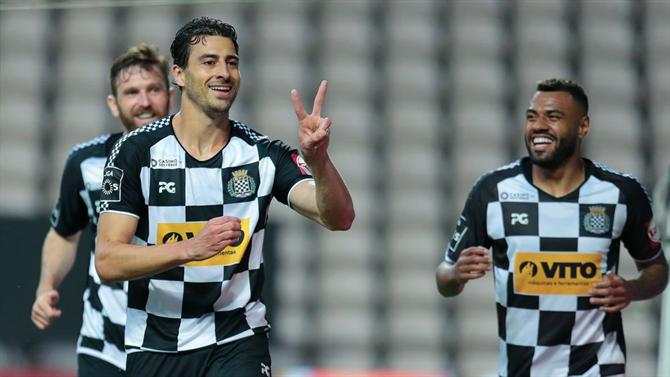 CAMPEONATO PORTUGUESA. LIGA. PRIMEIRA FASE. VIGÉSIMA NONA RODADA. BOAVISTA. SANTA CLARA. PORTUGAL.