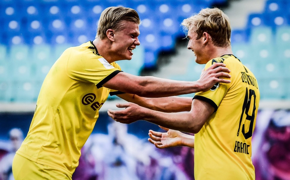 BORUSSIA DORTMUND. ALEMANHA. ÁSIA. TURNÊ VIRTUAL.