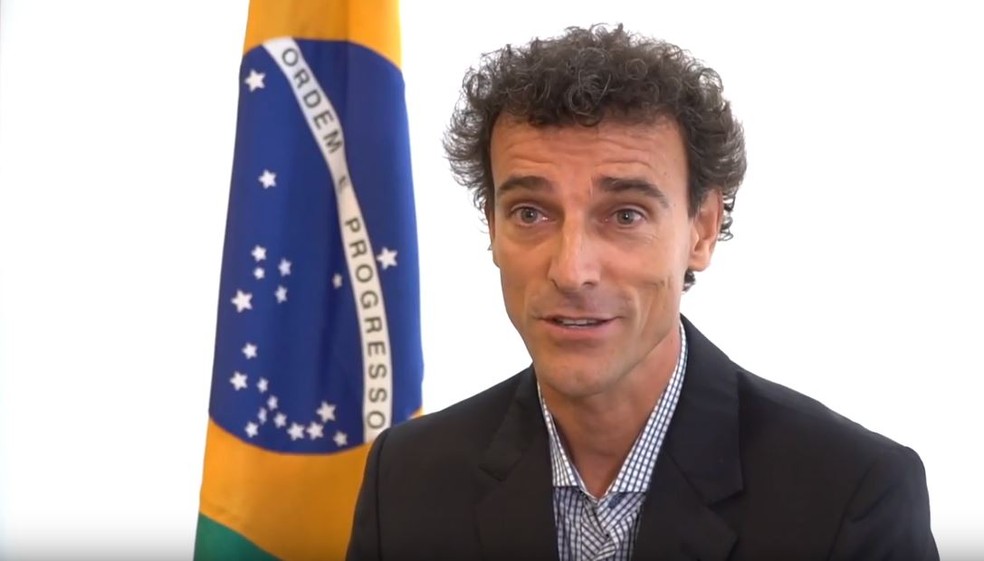 EMANUEL. EXONERAÇÃO.