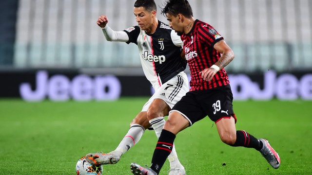 COPA DA ITÁLIA. SEMIFINAL. JUVENTUS. CLASSIFICADO. MILAN. ELIMINADO. NAPOLI. OU. INTERNAZIONALE.
