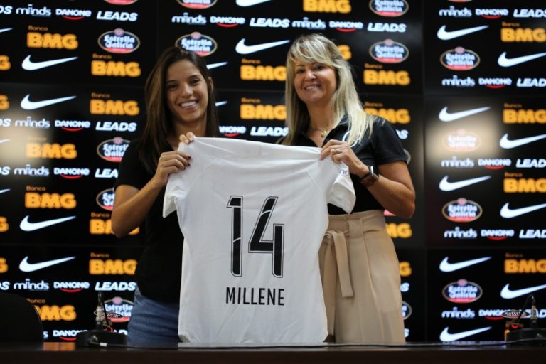 CORINTHIANS-SP. FUTEBOL FEMININO. VOLTA PARA CHINA.