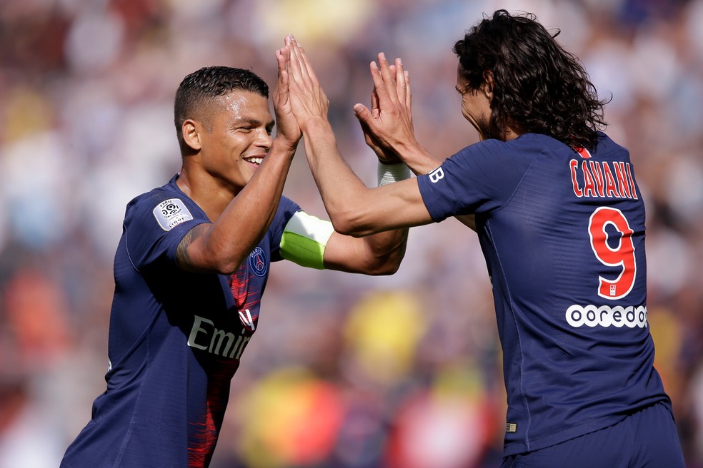 CAVANI. THIAGO SILVA. PARIS SAINT-GERMAIN.