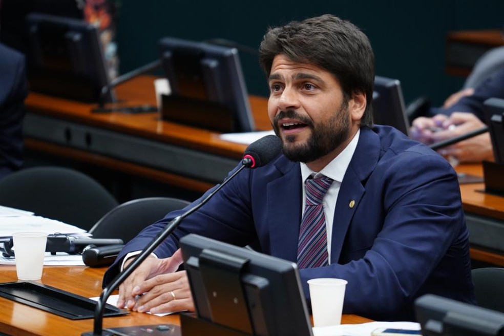 MP 984. DEPUTADOS FEDERAIS. SENADORES.