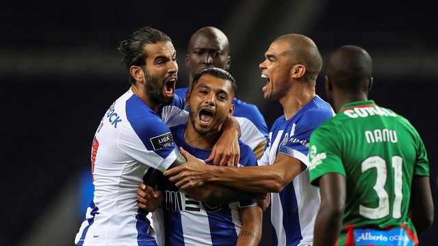 CAMPEONATO PORTUGUÊS. PORTO. BENFICA. PORTIMONENSE. VITÓRIA DE SETÚBAL. MARÍTIMO.