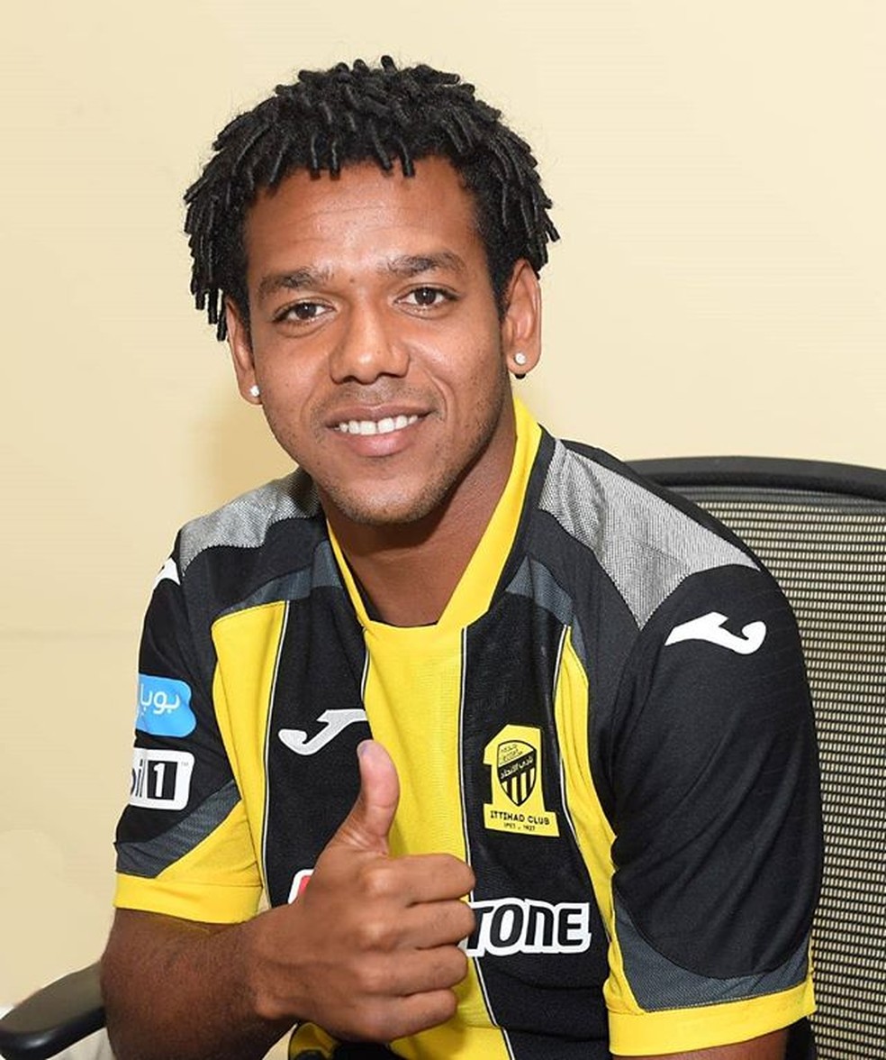 AL-ITTIHAD. ARÁBIA SAUDITA. CORINTHIANS-SP. ROMARINHO.