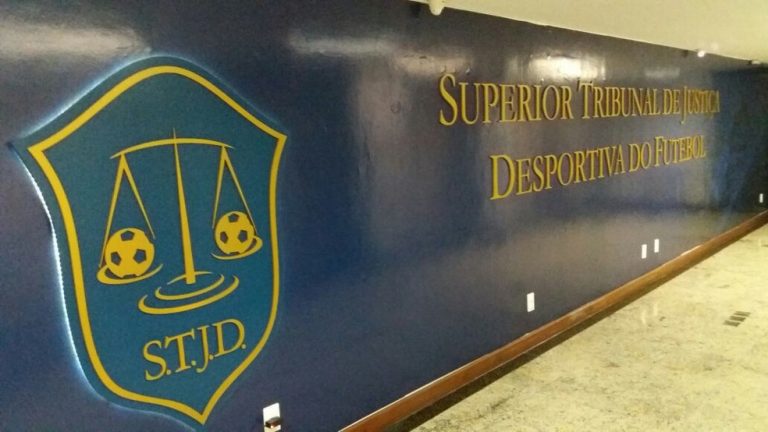 STJD. SUPERIOR TRIBUNAL DE JUSTIÇA DESPORTIVA.