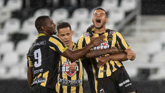 CAMPEONATO CARIOCA DE 2020. TAÇA RIO. QUARTA RODADA. GRUPO B. VOLTA RODADA-RJ. FLUMINENSE-RJ..