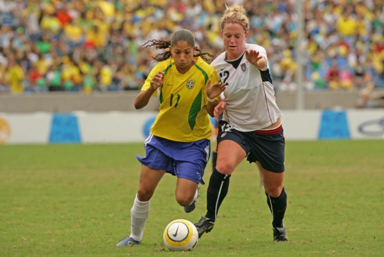 CRISTIANE. LGBT. RAPI. SELEÇÃO BRASILEIRA. SELEÇÃO AMERICANA.