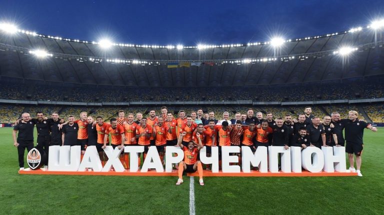 SHAKHTAR. TETRACAMPEÃO DO FUTEBOL UCRANIANO.
