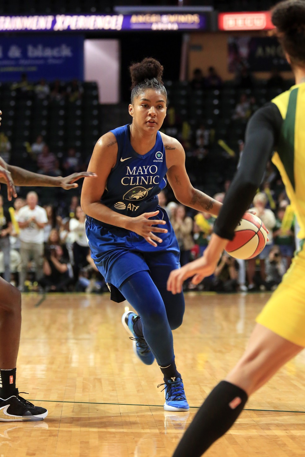 DAMIRIS. BRASILEIRA.