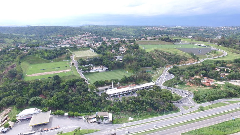 ATLÉTICO-MG. AMÉRICA-MG. AMISTOSO. CIDADE DO GALO.