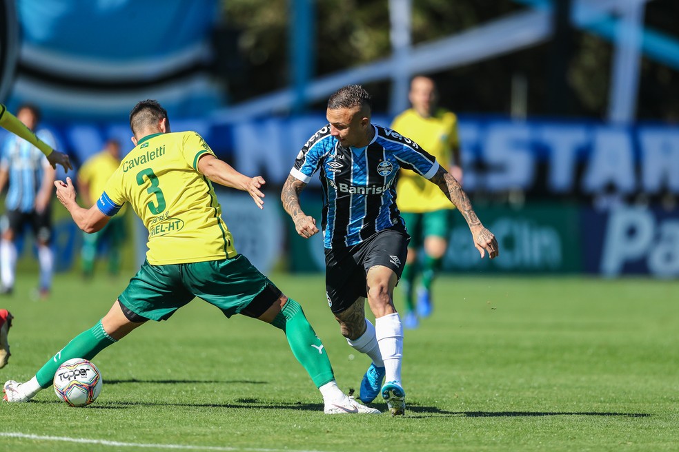 GRÊMIO-RS. CAMPEONATO GAÚCHO.