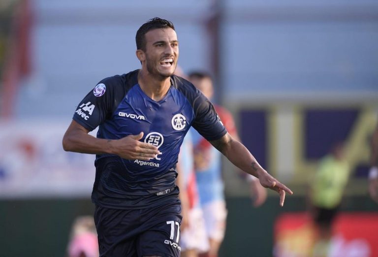 GUILHERME PARENTES. CORITIBA-PR.